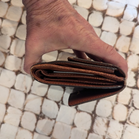 LV Small Brown Monogram wallet - Picture 2 of 11